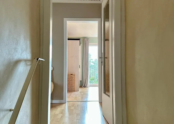 Dom wakacyjny Gemuetliche Mit Balkon *
